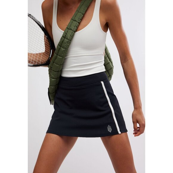🆕 FP MOVEMENT Never Better Volley Skort / Black - Picture 1 of 7